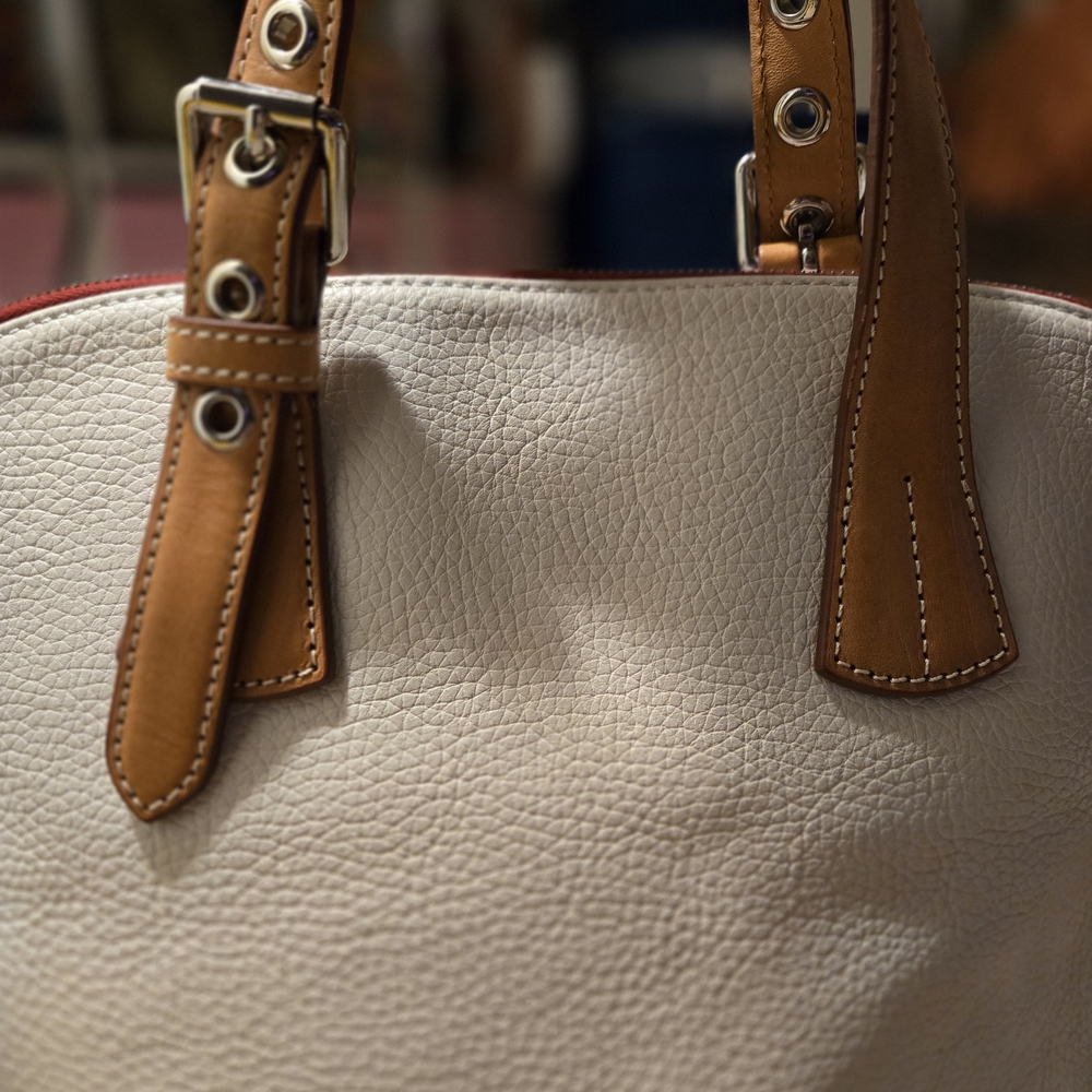 Dooney & Bourke Patterson Large Audrey Cream Leather Satchel with Tan Trim - Picture 3 of 12